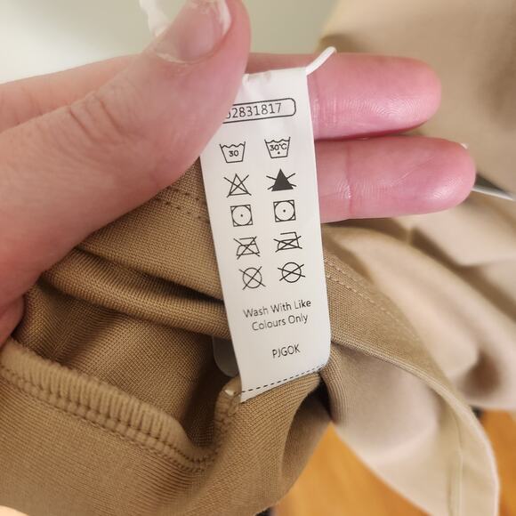 HALARA Slim Mini Work Dress in Pebble, Size Large - Picture 11 of 12